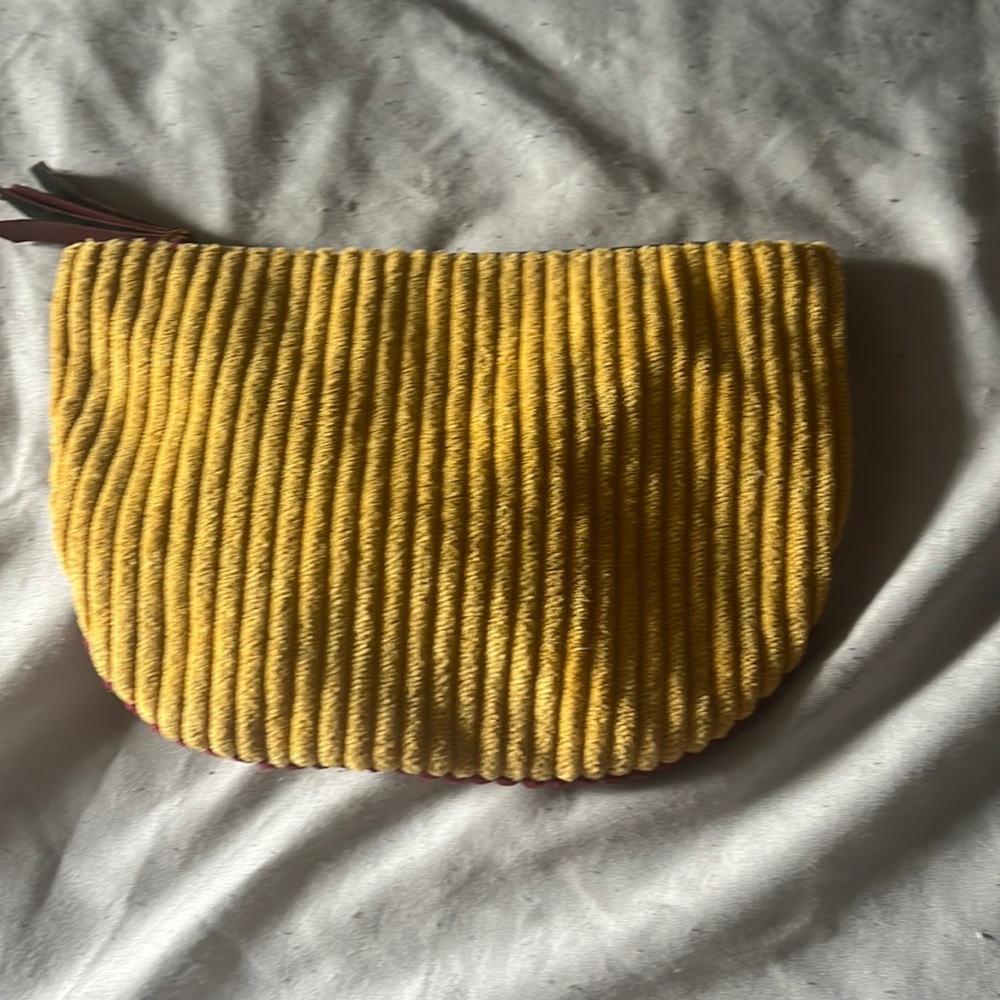 Ipsy makeup bag